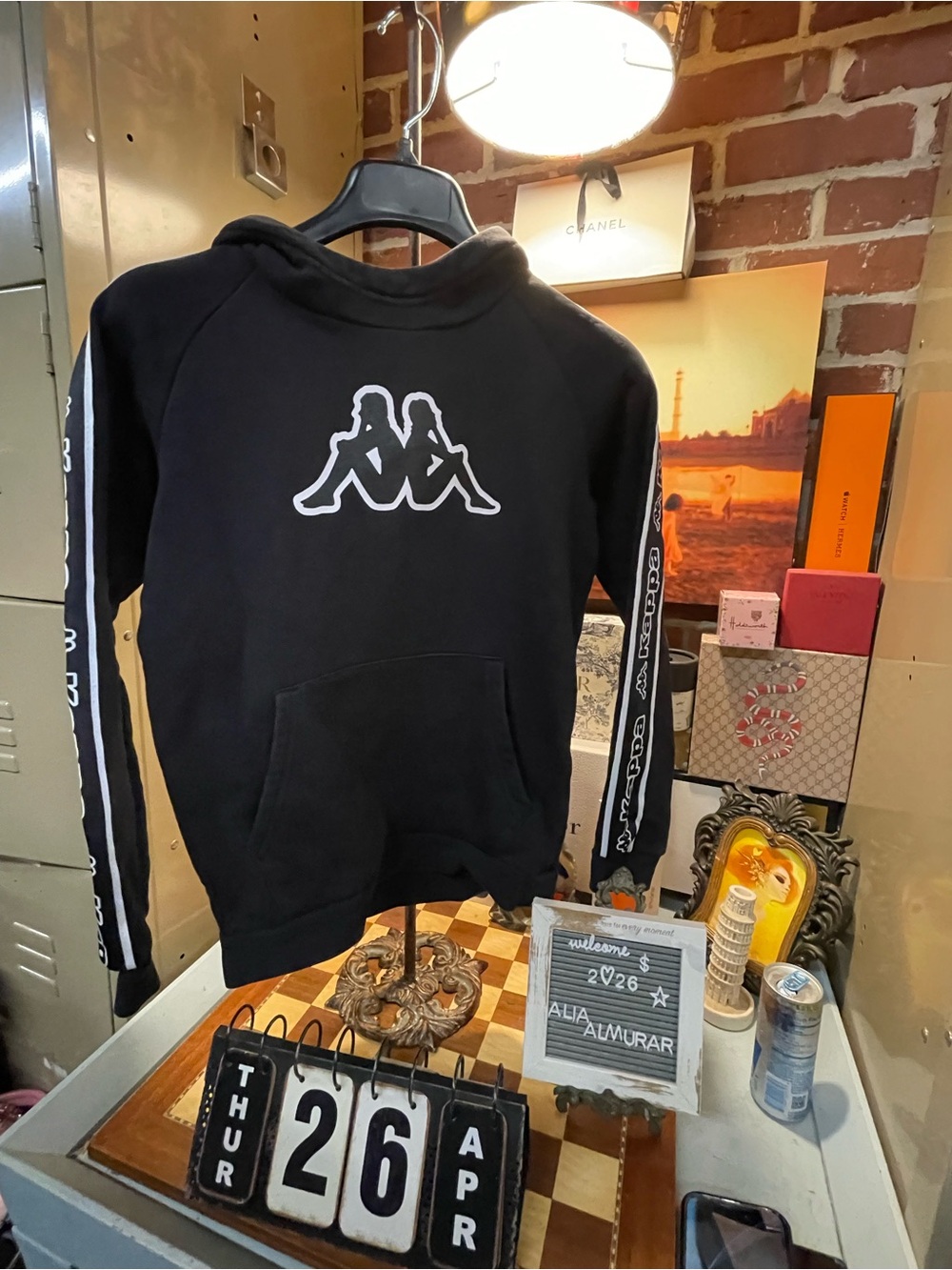 Kappa hoodie featuring the brand's iconic "Omini"
